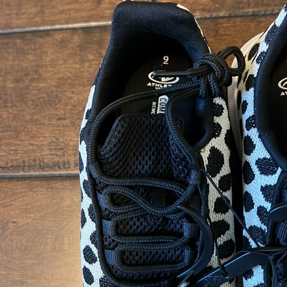 Athletic works memory foam tennis shoes - Picture 6 of 6